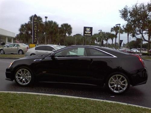 Cadillac CTS-V 2011 photo 4