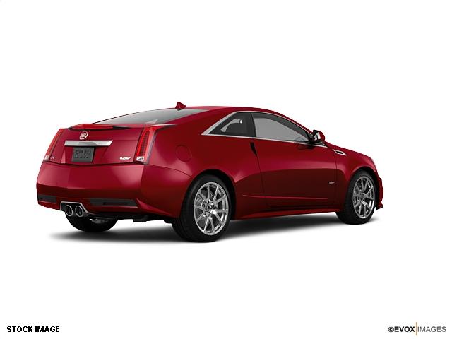 Cadillac CTS-V 2011 photo 2