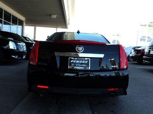 Cadillac CTS-V 2011 photo 1