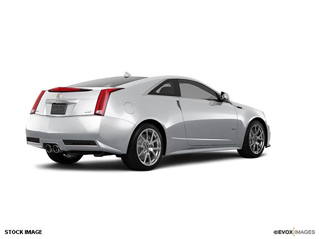 Cadillac CTS-V 2011 photo 2