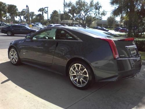 Cadillac CTS-V 2011 photo 4