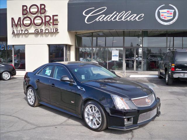 Cadillac CTS-V 2011 photo 2