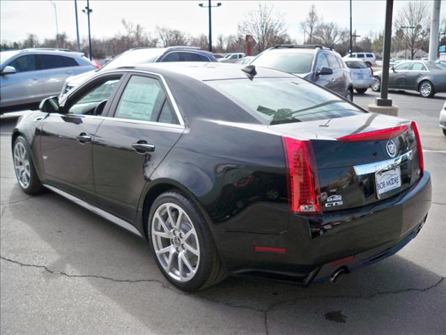 Cadillac CTS-V 2011 photo 1