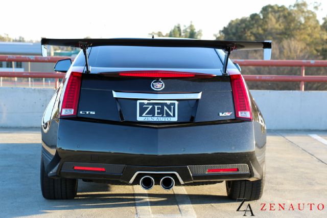 Cadillac CTS-V 2012 photo 3