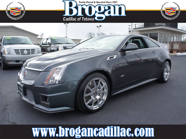 Cadillac CTS-V 2013 photo 1