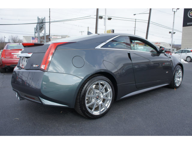 Cadillac CTS-V 2013 photo 4