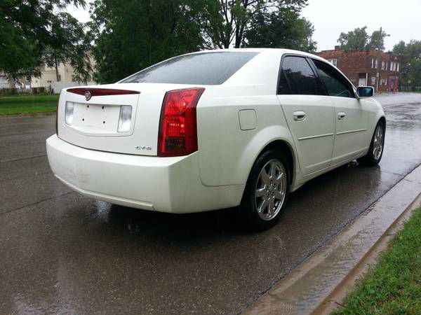 Cadillac CTS 2003 photo 3