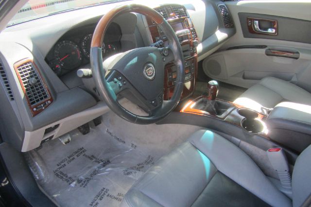 Cadillac CTS 2003 photo 18