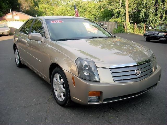 Cadillac CTS 2003 photo 2