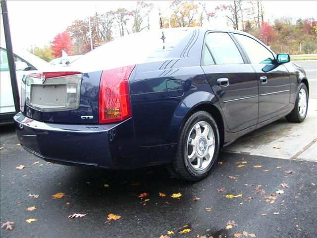 Cadillac CTS 2003 photo 3