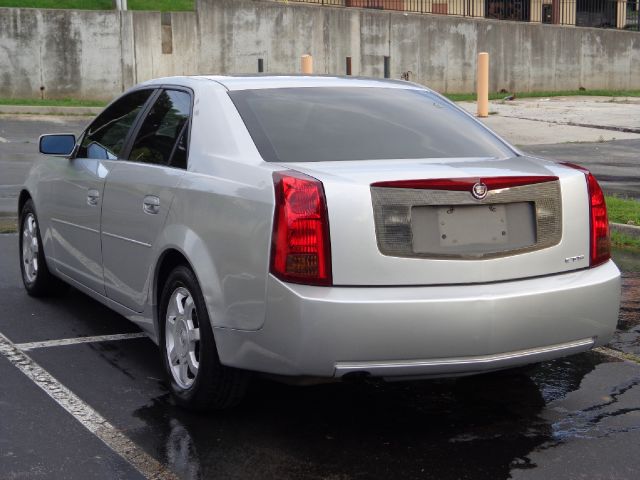 Cadillac CTS 2003 photo 4