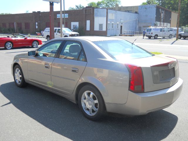 Cadillac CTS 2003 photo 1