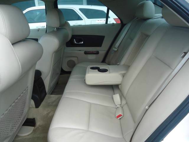 Cadillac CTS 2003 photo 4