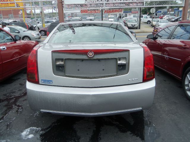 Cadillac CTS 2003 photo 2