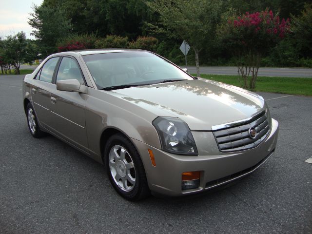 Cadillac CTS 2003 photo 2