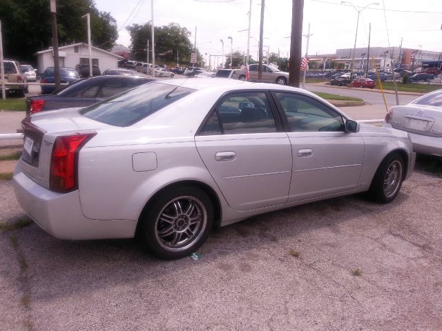 Cadillac CTS 2003 photo 1