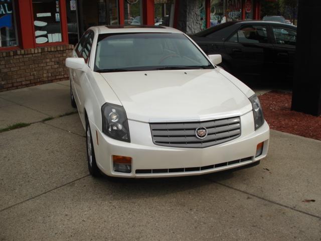 Cadillac CTS 2003 photo 1