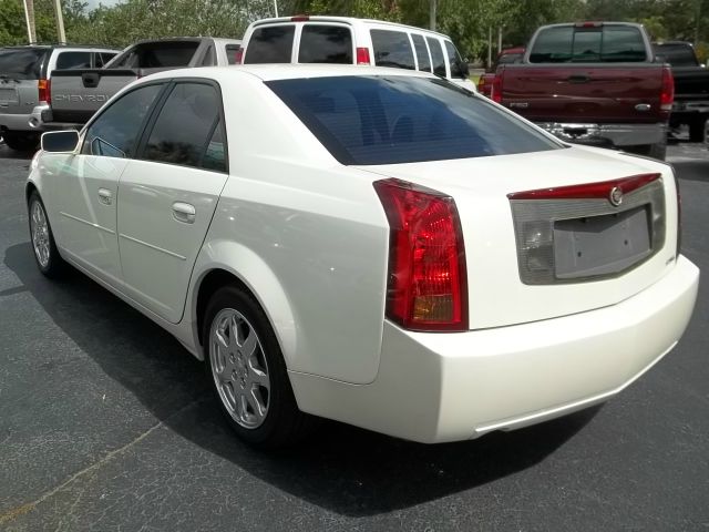 Cadillac CTS 2003 photo 3