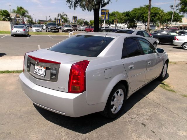 Cadillac CTS 2003 photo 2