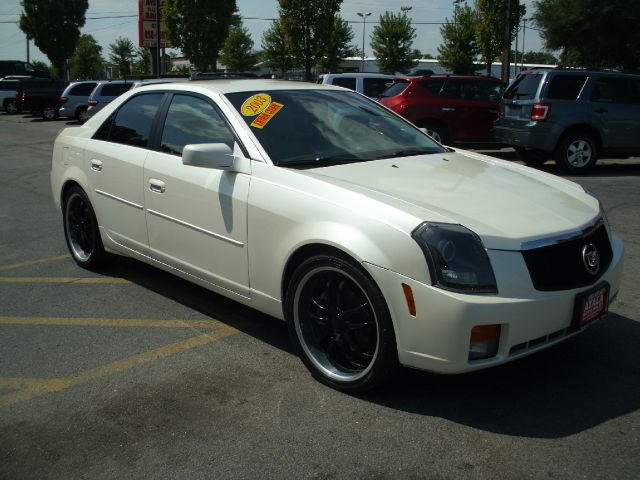 Cadillac CTS 2003 photo 3