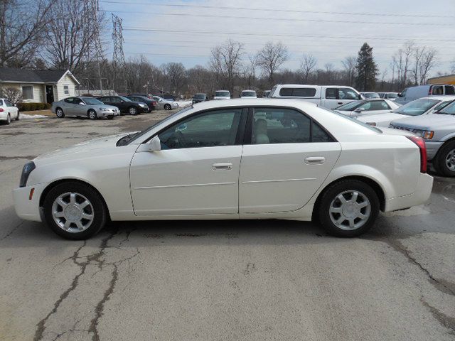 Cadillac CTS 2003 photo 1