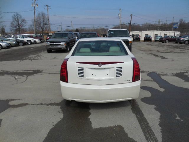 Cadillac CTS 2003 photo 3