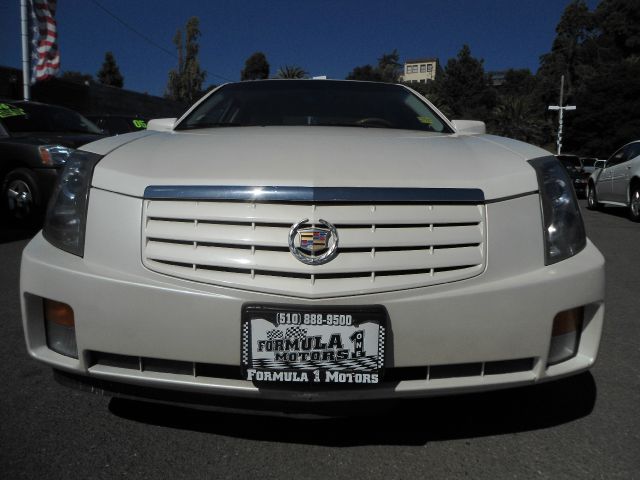 Cadillac CTS 2003 photo 4