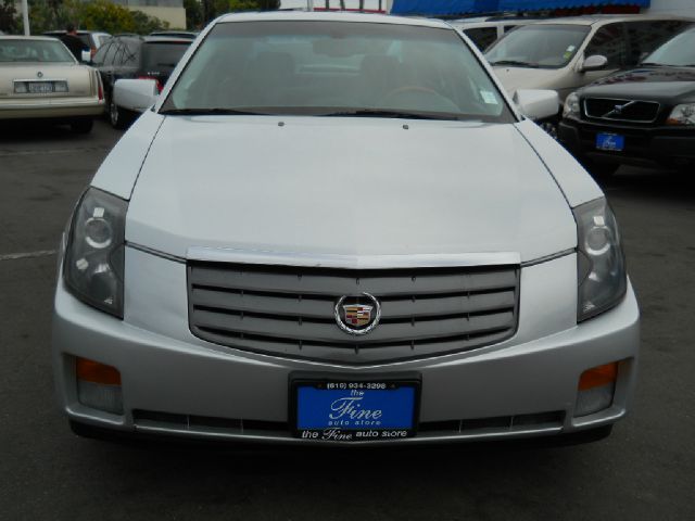 Cadillac CTS 2003 photo 2