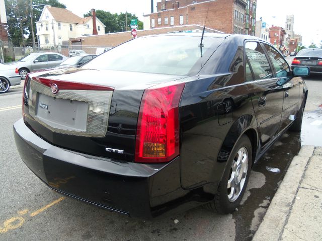 Cadillac CTS 2004 photo 4