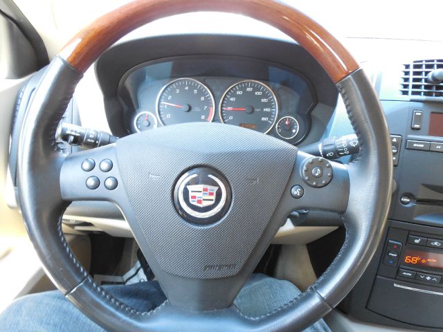 Cadillac CTS 2004 photo 21