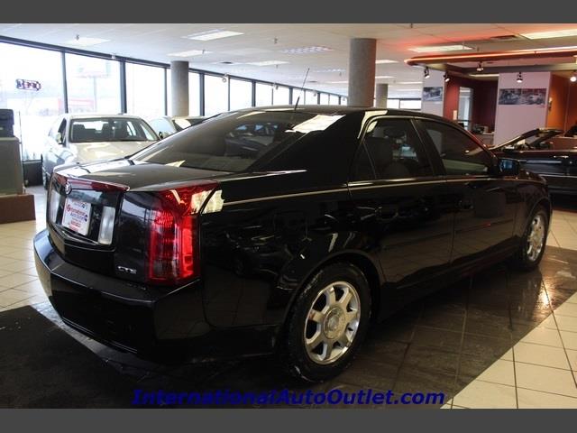 Cadillac CTS 2004 photo 1