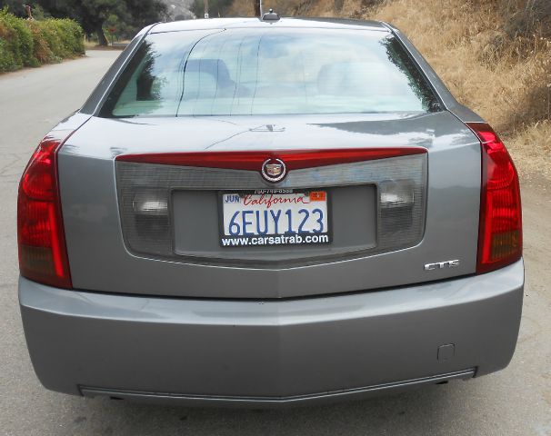 Cadillac CTS 2004 photo 2