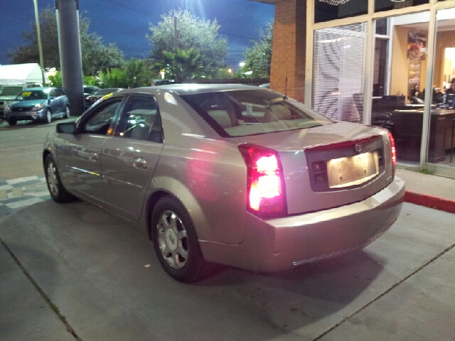 Cadillac CTS 2004 photo 2