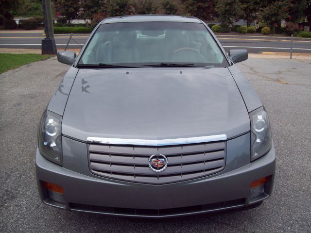 Cadillac CTS 2004 photo 2