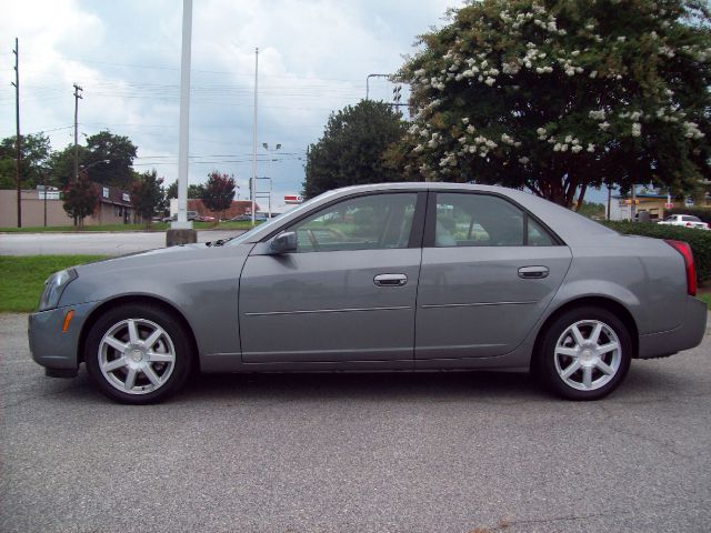 Cadillac CTS 2004 photo 3