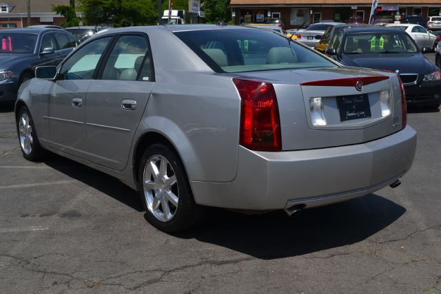 Cadillac CTS 2004 photo 1