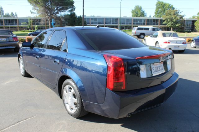 Cadillac CTS 2004 photo 1