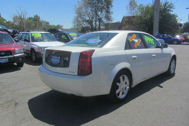 Cadillac CTS Unknown Sedan