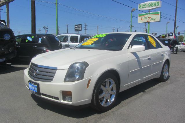 Cadillac CTS 2004 photo 1