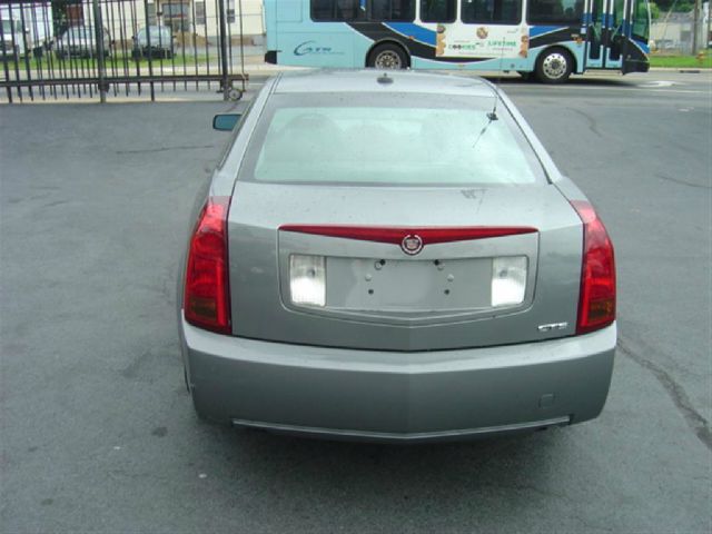 Cadillac CTS 2004 photo 11