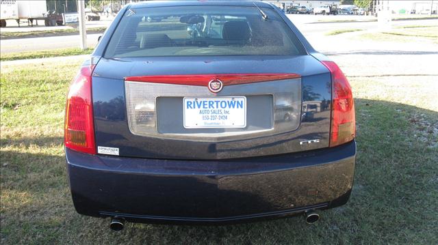 Cadillac CTS 2004 photo 2