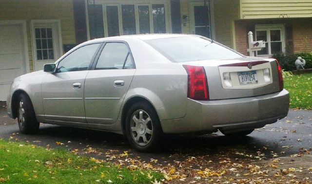 Cadillac CTS 2004 photo 2