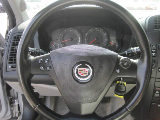 Cadillac CTS 2004 photo 9