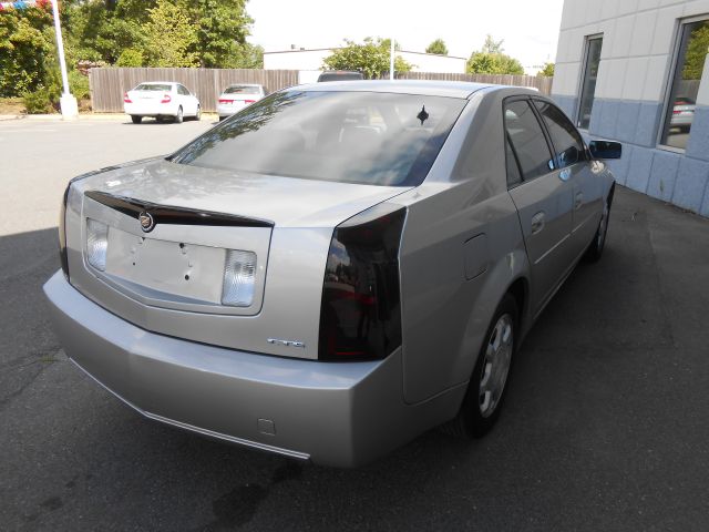 Cadillac CTS 2004 photo 18