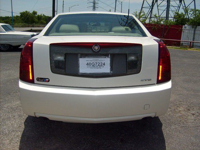 Cadillac CTS 2004 photo 3