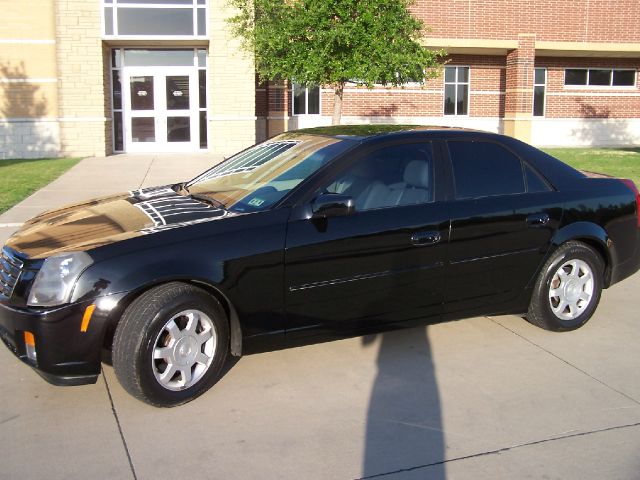 Cadillac CTS 2004 photo 2