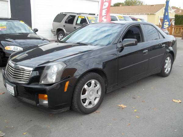 Cadillac CTS 2004 photo 2