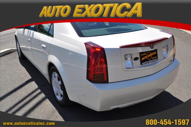 Cadillac CTS 2004 photo 2