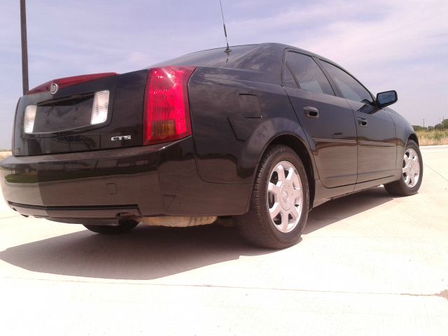 Cadillac CTS 2004 photo 2