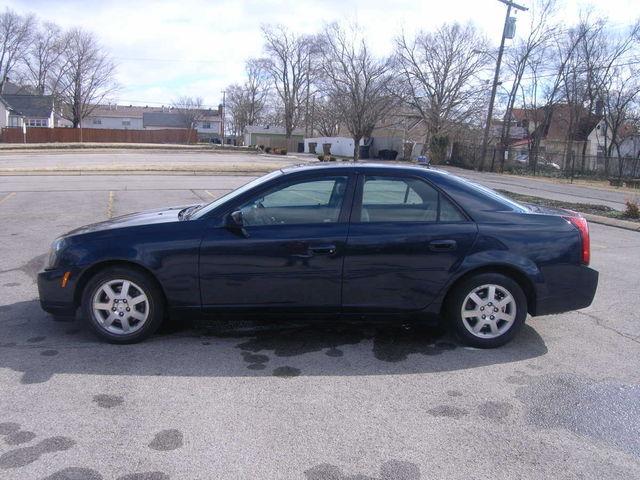 Cadillac CTS Unknown Sedan